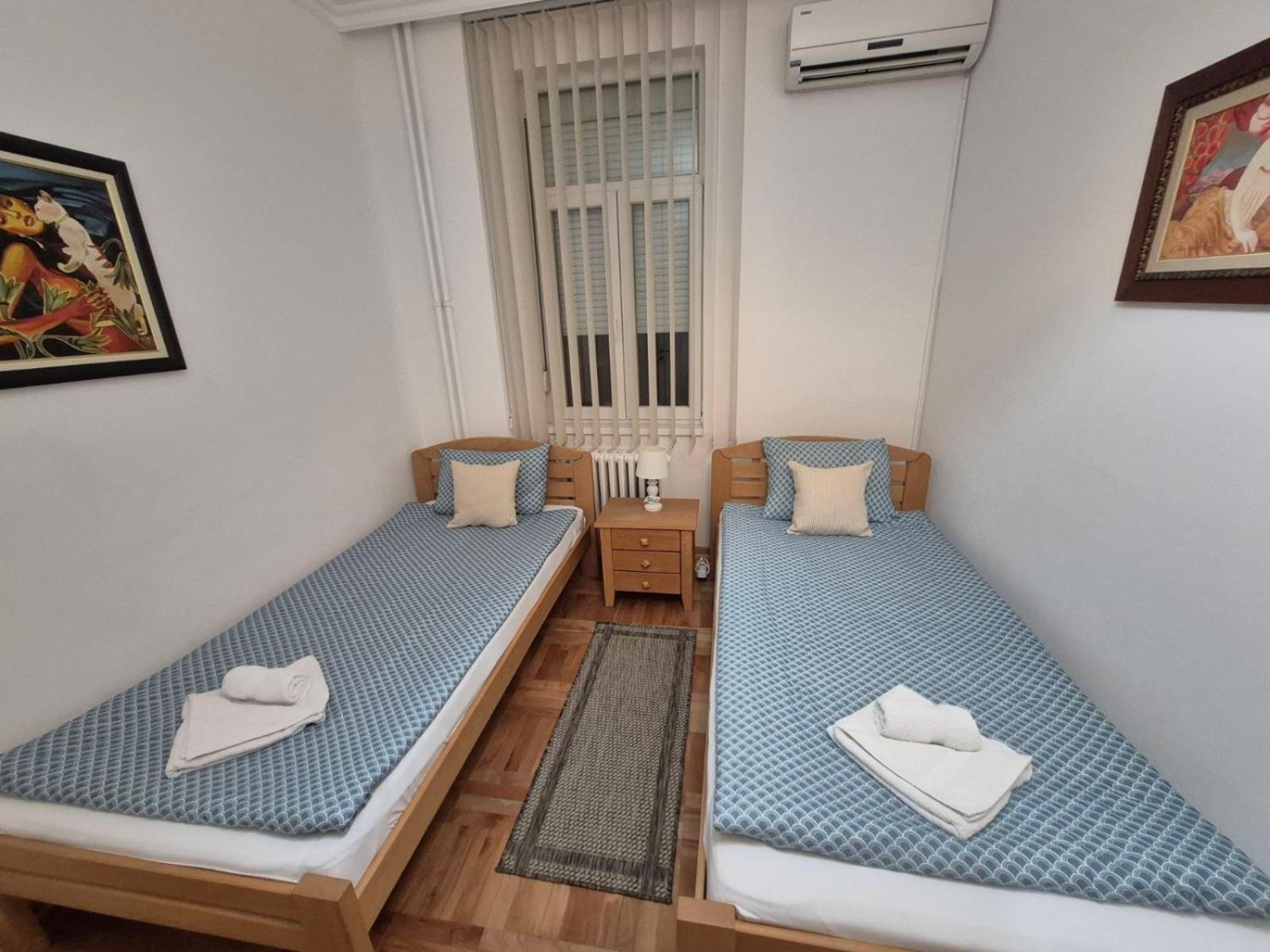 Authentic Belgrade Centre Apartments For Large Groups, Republic Square - Up To 47 People In 5 Apartments Zimmer foto