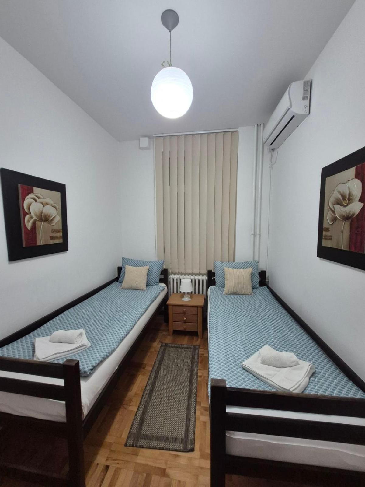 Authentic Belgrade Centre Apartments For Large Groups, Republic Square - Up To 47 People In 5 Apartments Zimmer foto