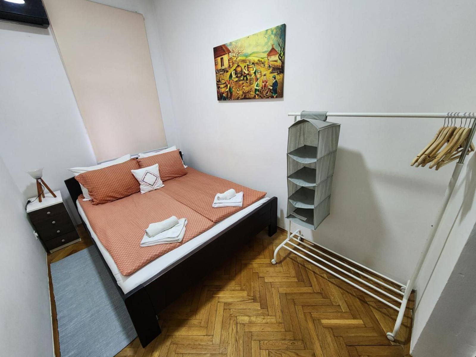 Authentic Belgrade Centre Apartments For Large Groups, Republic Square - Up To 47 People In 5 Apartments Zimmer foto